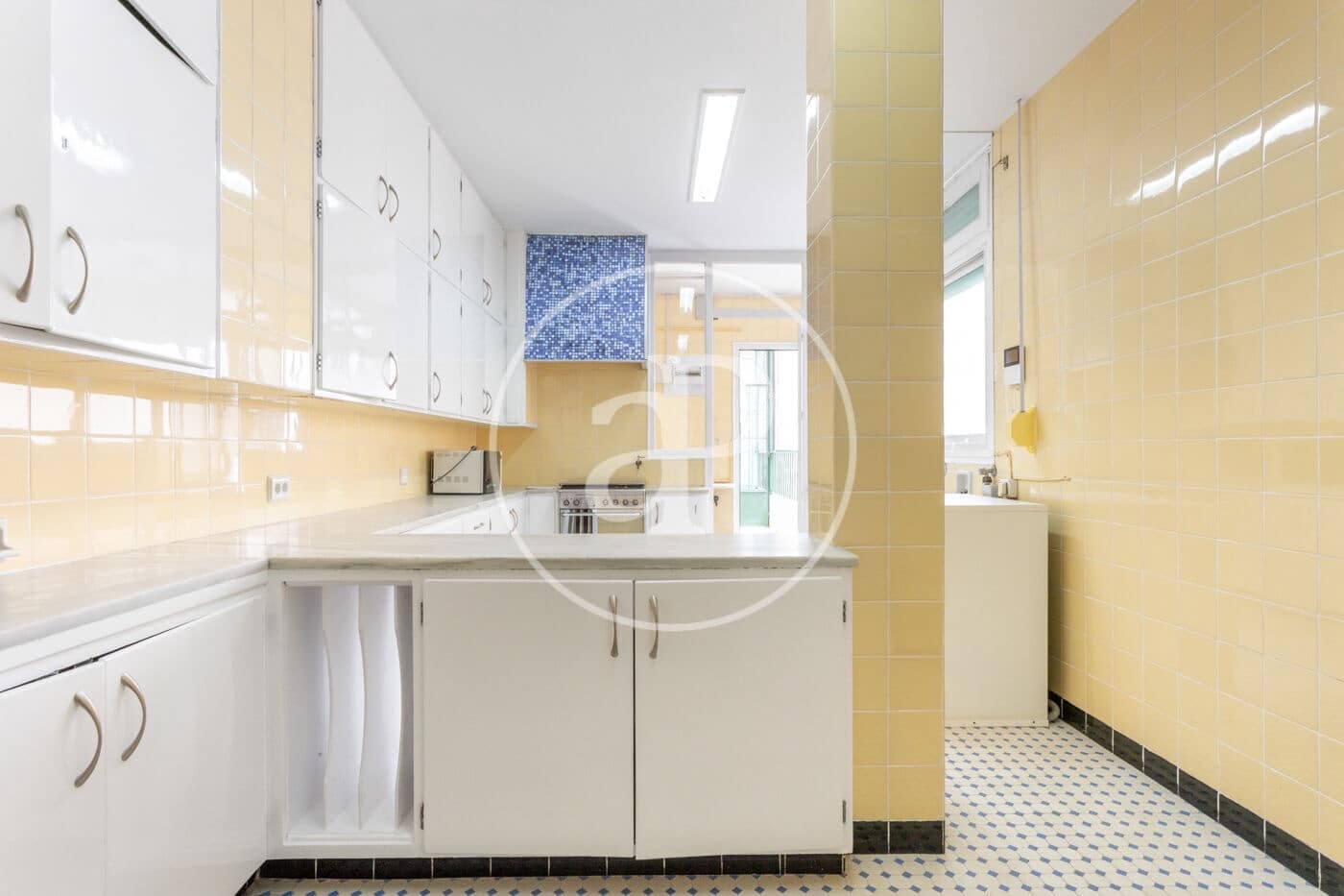 5 soverom Leilighet til leie i Valencia by - € 4 300 (Ref: 9851859)