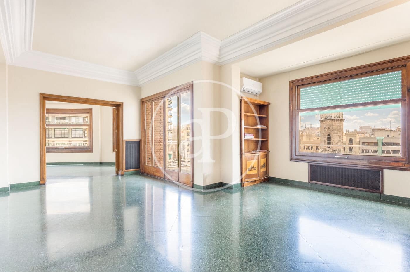 5 soverom Leilighet til leie i Valencia by - € 4 300 (Ref: 9851859)