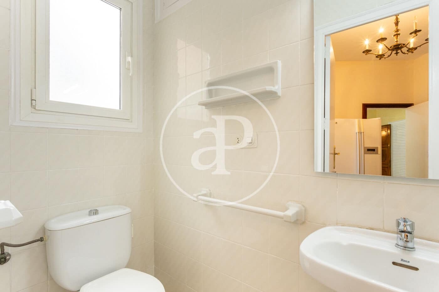 5 soverom Leilighet til leie i Valencia by - € 4 300 (Ref: 9851859)