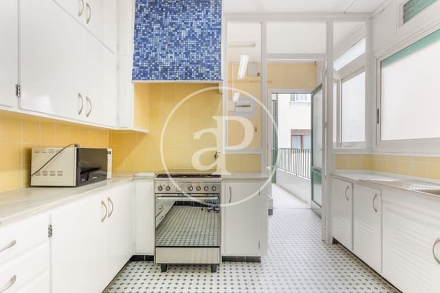 5 soverom Leilighet til leie i El Mercat, Valencia by - € 4 300 (Ref: 9851859)