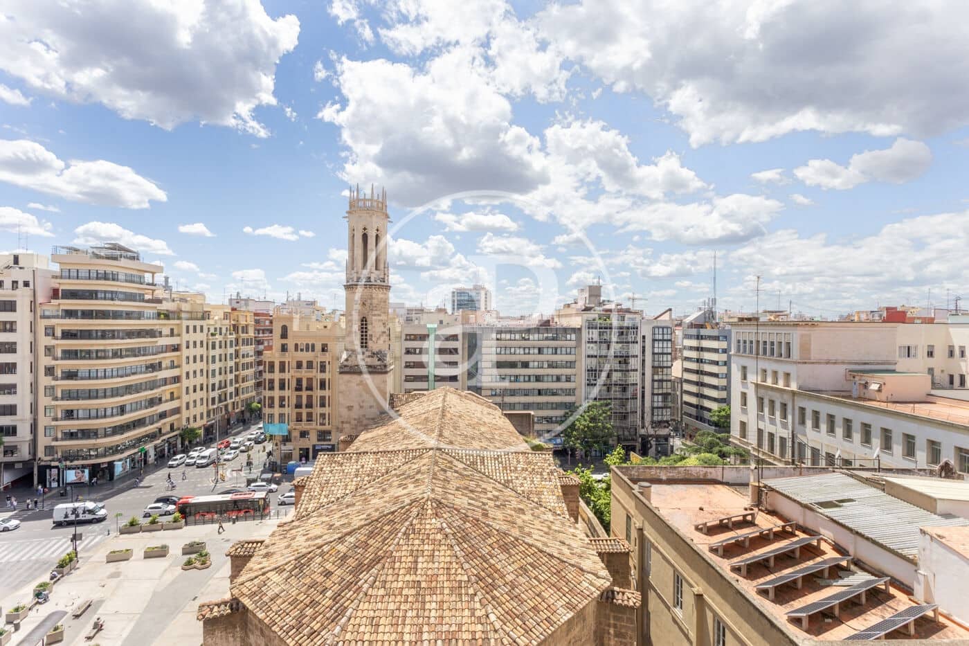 5 soverom Leilighet til leie i Valencia by - € 4 300 (Ref: 9851859)