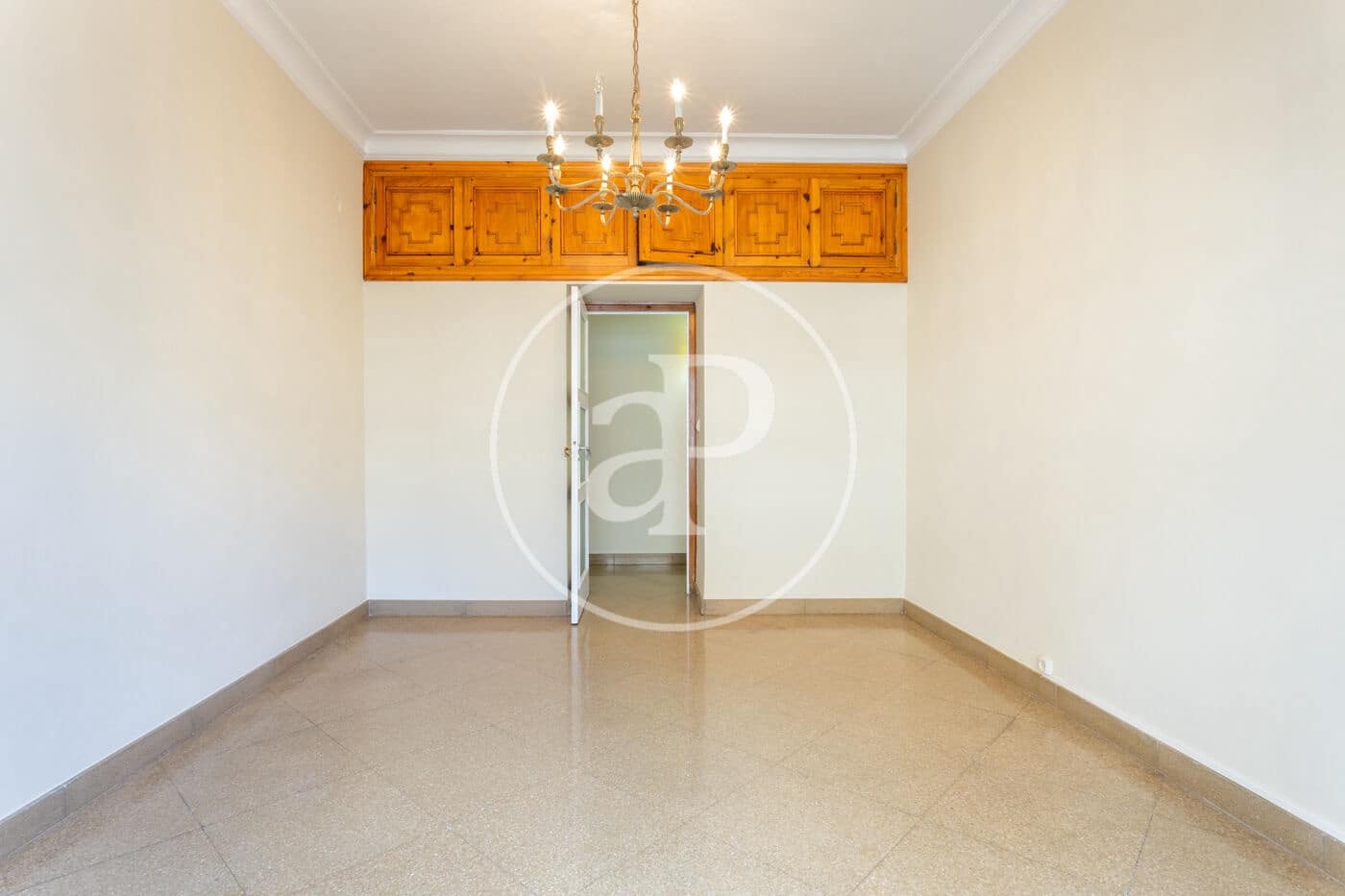 5 soverom Leilighet til leie i Valencia by - € 4 300 (Ref: 9851859)