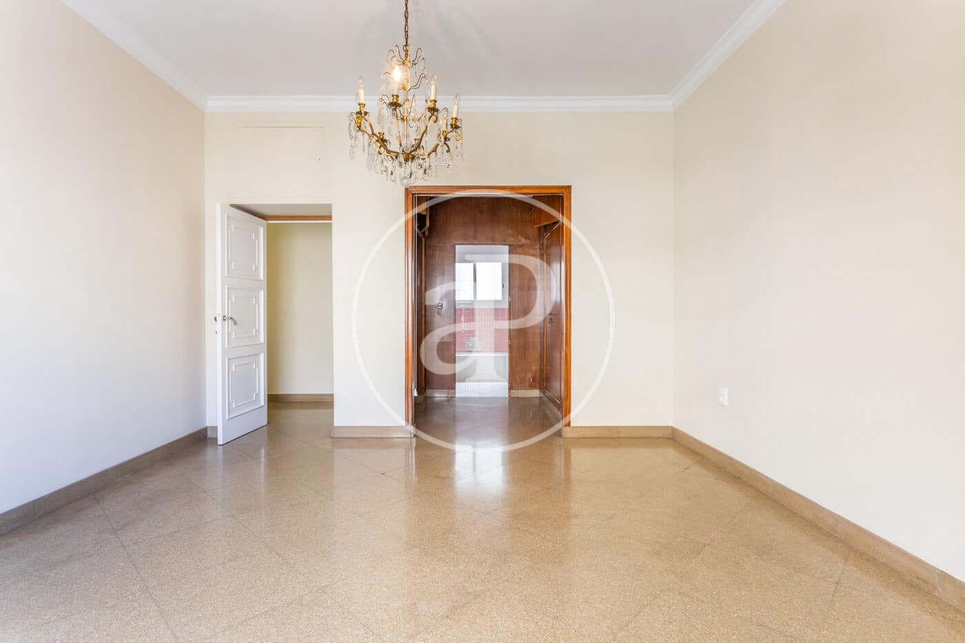 5 soverom Leilighet til leie i Valencia by - € 4 300 (Ref: 9851859)