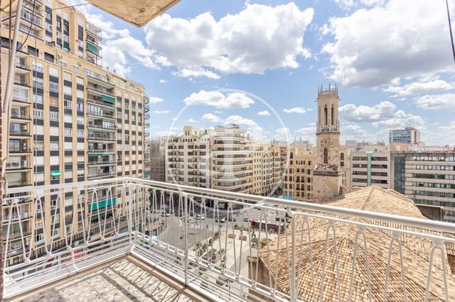 5 soverom Leilighet til leie i El Mercat, Valencia by - € 4 300 (Ref: 9851859)