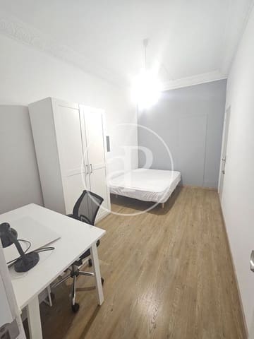 5 sovrum Lägenhet att hyra i La Roqueta, Valencia stad - 2 270 € (Ref: 9851860)