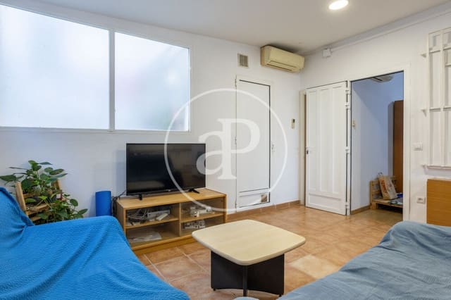 5 bedroom Apartment for rent in La Roqueta, Valencia city - € 2,270 (Ref: 9851860)