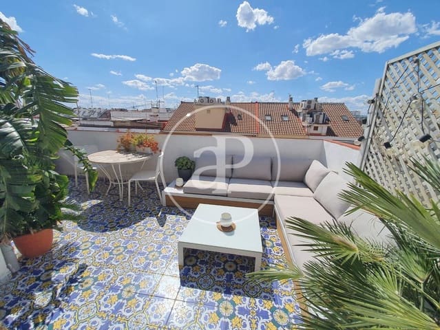 2 sovrum Takvåning att hyra i Nou Moles, Valencia stad med garage - 1 750 € (Ref: 9851861)