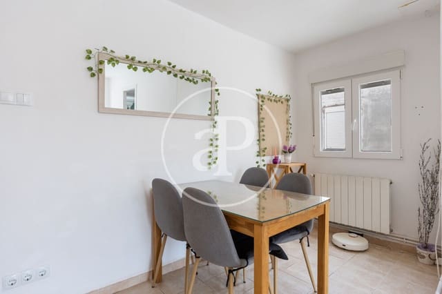 2 soverom Penthouse til leie i Nou Moles, Valencia by med garasje - € 1 650 (Ref: 9851861)