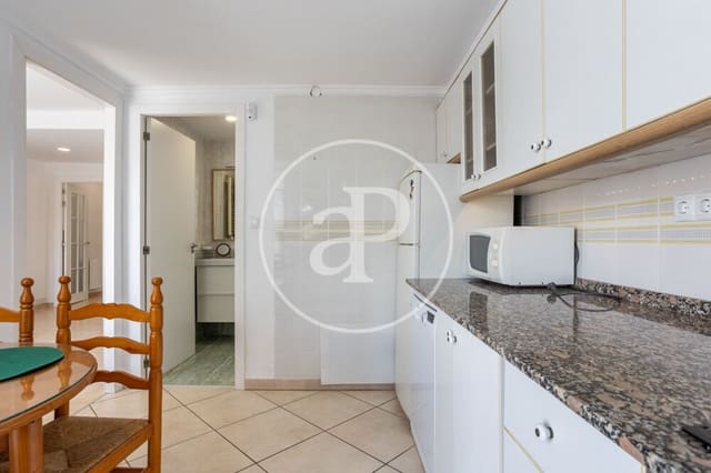 2 soverom Penthouse til leie i Nou Moles, Valencia by med garasje - € 1 650 (Ref: 9851861)
