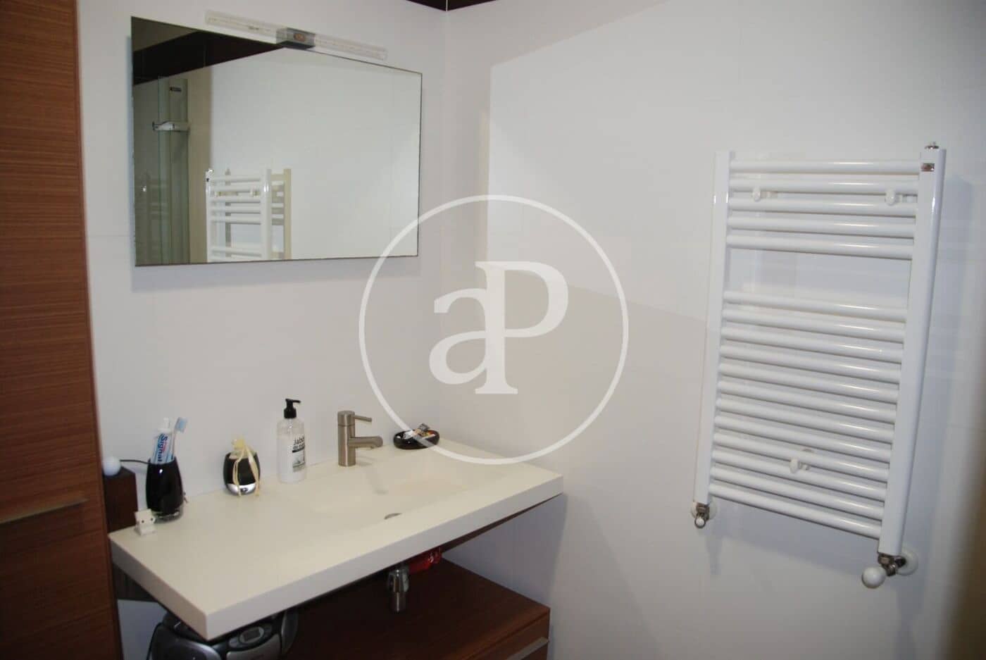 2 bedroom Apartment for rent in Valencia city - € 1,250 (Ref: 9855546)