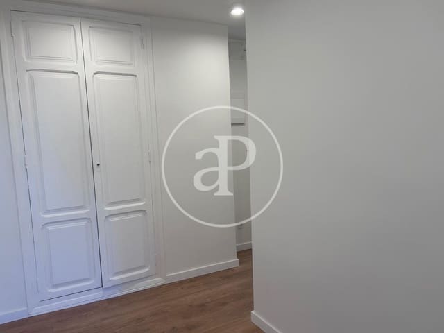 3 makuuhuone Huoneisto vuokrattavana paikassa Russafa, Valencia kaupunki - 1 700 € (Ref: 9855548)