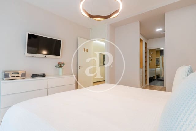 3 bedroom Apartment for rent in La Gran Via, Valencia city with garage - € 4,000 (Ref: 9855549)
