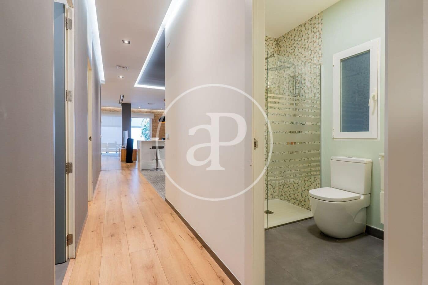 3 bedroom Apartment for rent in Valencia city with garage - € 4,000 (Ref: 9855549)