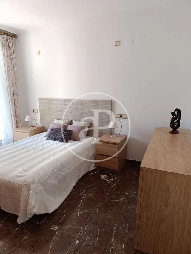 3 bedroom Apartment for rent in Valencia city with garage - € 1,700 (Ref: 9855550)