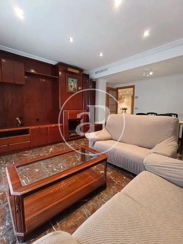 3 bedroom Apartment for rent in El Grau, Valencia city with garage - € 1,700 (Ref: 9855550)