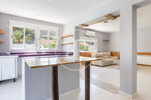 4 soverom Villa til salgs i Alcossebre, Alcalá de Xivert med svømmebasseng - € 320 000 (Ref: 9855554)