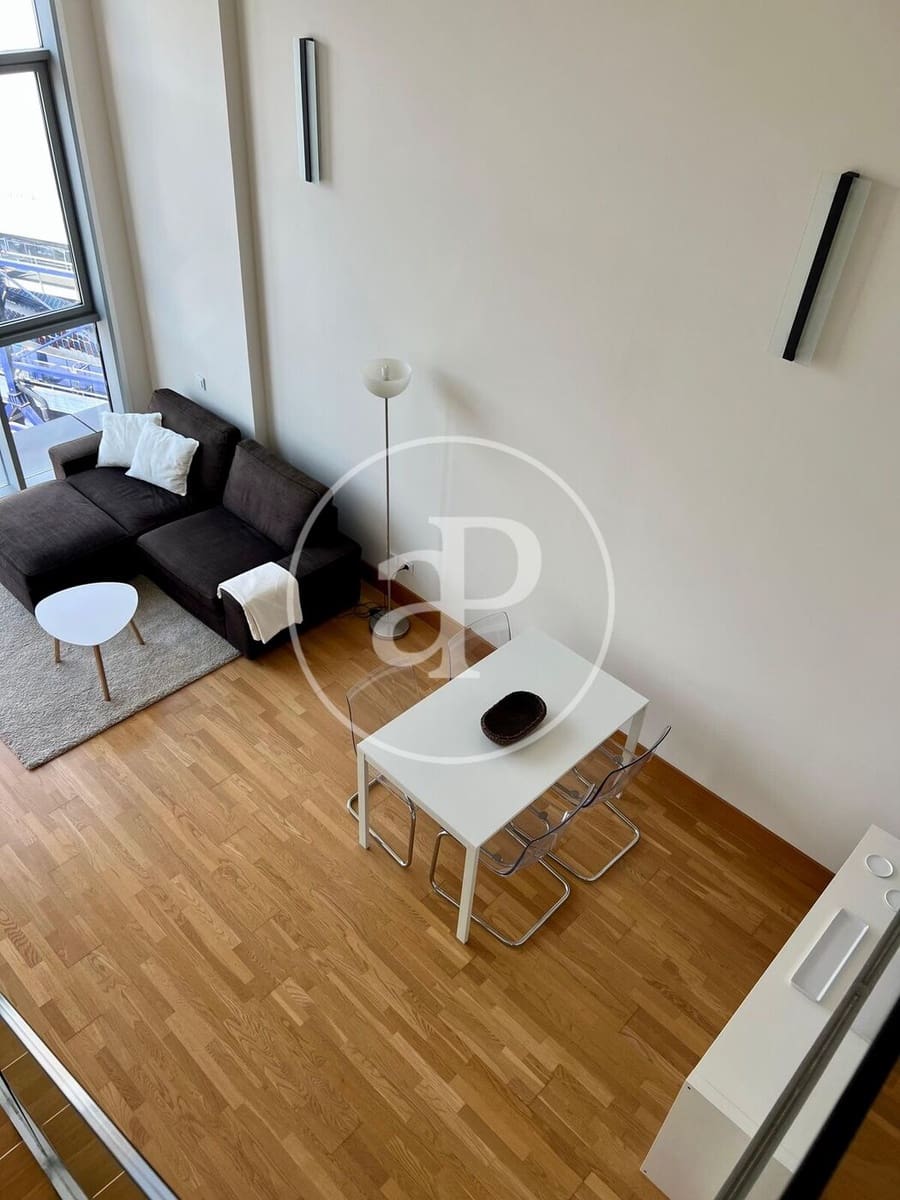 1 sovrum Villa att hyra i Valencia stad med garage - 1 200 € (Ref: 9855556)