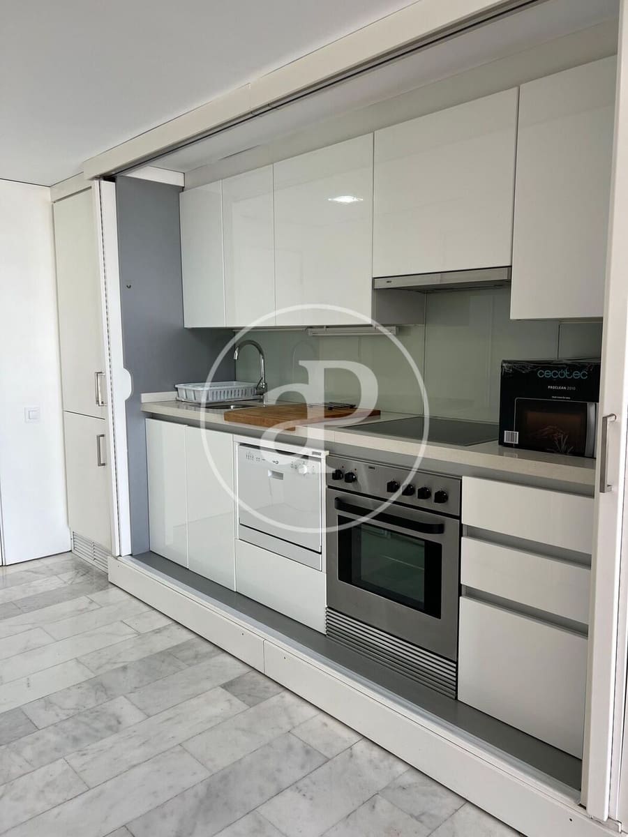 1 sovrum Villa att hyra i Valencia stad med garage - 1 200 € (Ref: 9855556)