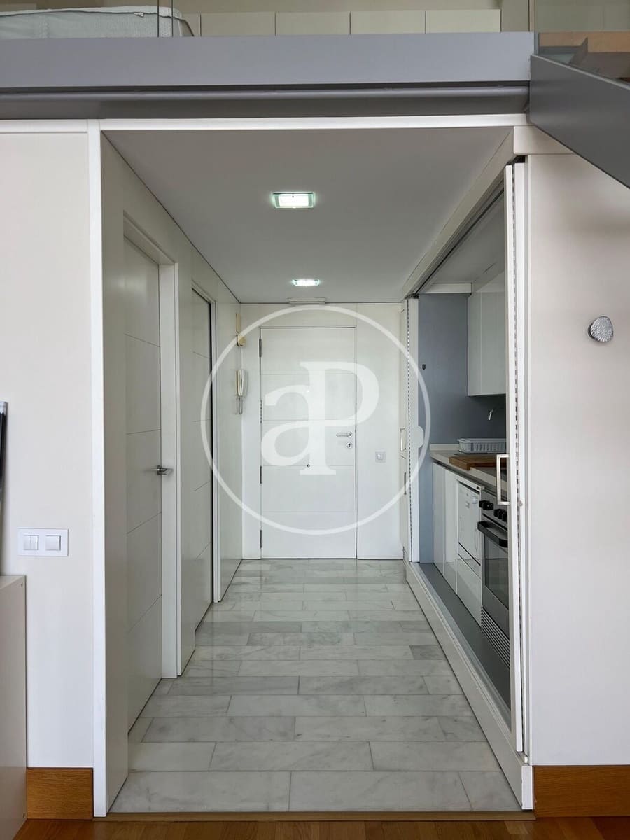 1 sovrum Villa att hyra i Valencia stad med garage - 1 200 € (Ref: 9855556)