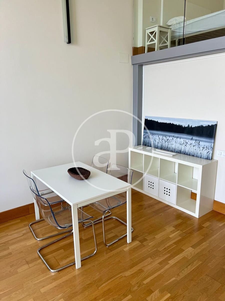 1 sovrum Villa att hyra i Valencia stad med garage - 1 200 € (Ref: 9855556)
