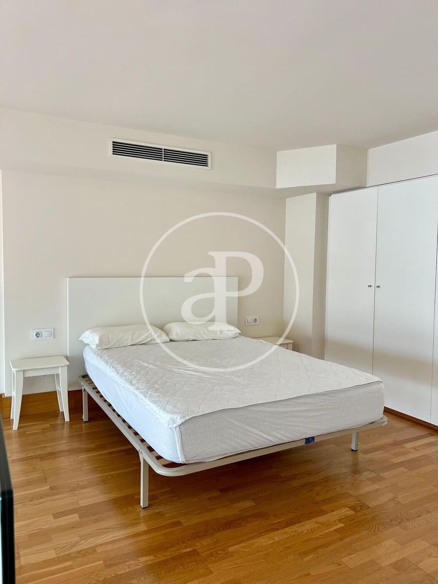 1 sovrum Villa att hyra i Valencia stad med garage - 1 200 € (Ref: 9855556)