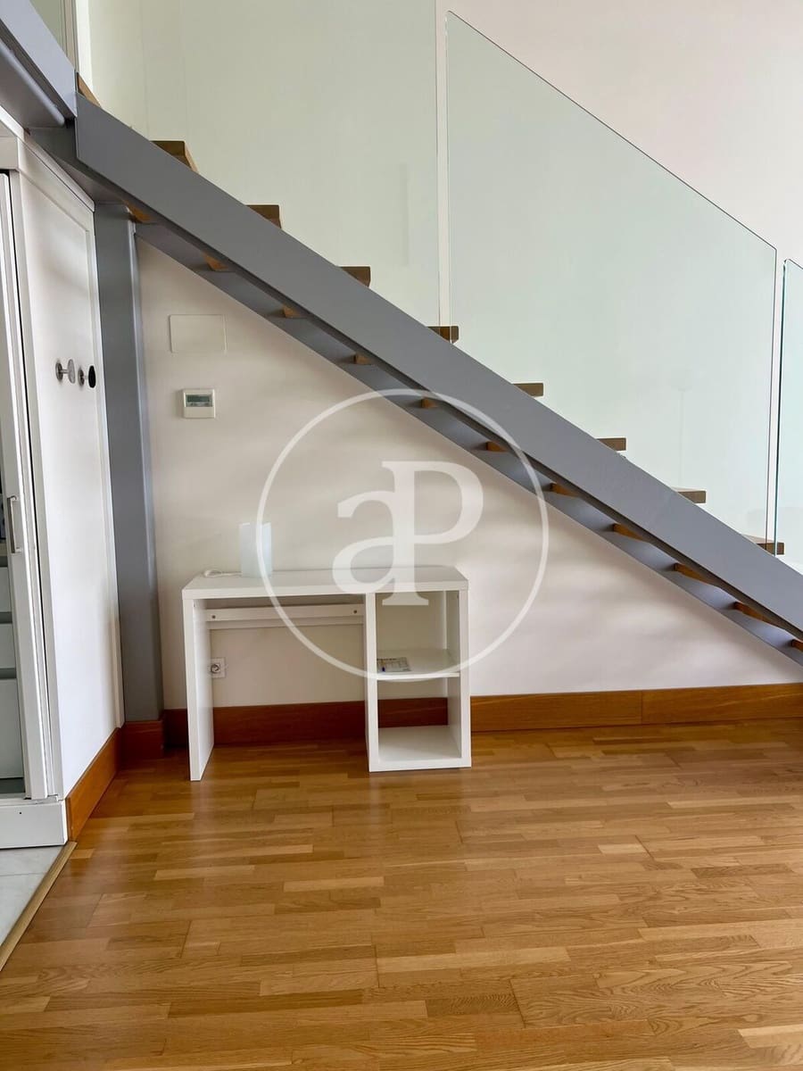 1 sovrum Villa att hyra i Valencia stad med garage - 1 200 € (Ref: 9855556)