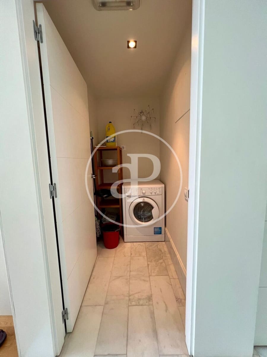 1 sovrum Villa att hyra i Valencia stad med garage - 1 200 € (Ref: 9855556)