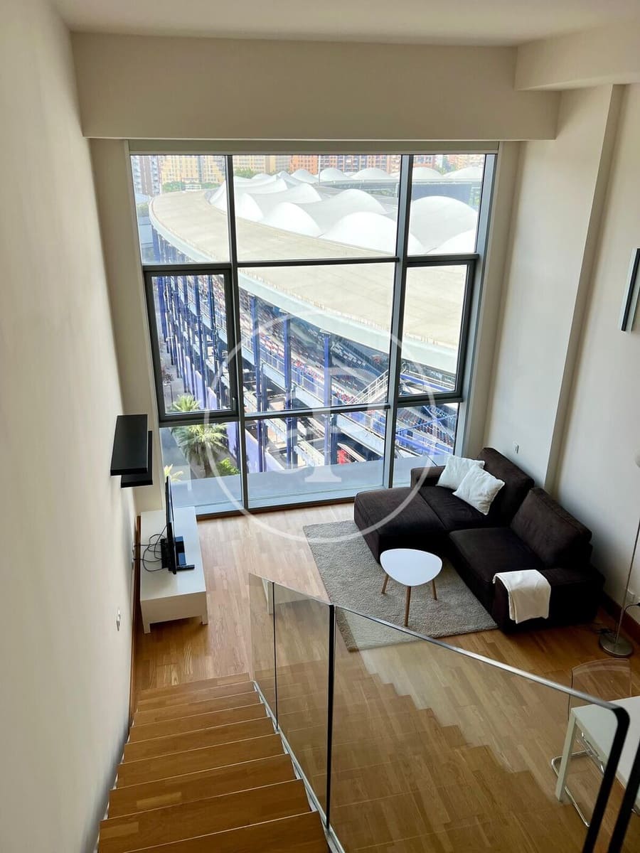 1 sovrum Villa att hyra i Valencia stad med garage - 1 200 € (Ref: 9855556)