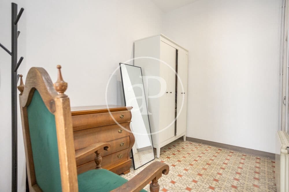 3 bedroom Apartment for rent in Valencia city - € 1,900 (Ref: 9860190)