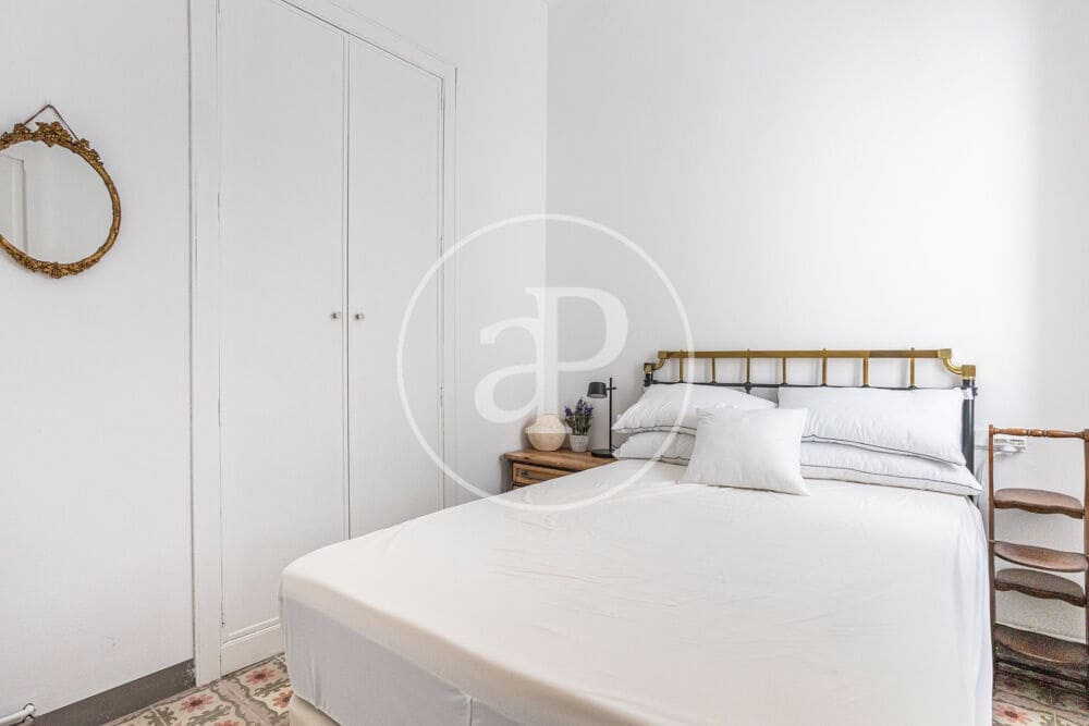 3 bedroom Apartment for rent in Valencia city - € 1,900 (Ref: 9860190)