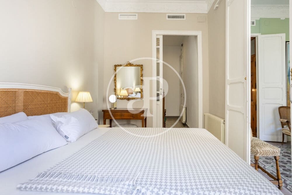 3 bedroom Apartment for rent in Valencia city - € 1,900 (Ref: 9860190)