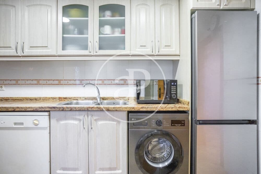 3 bedroom Apartment for sale in Torrent - € 180,000 (Ref: 9860192)