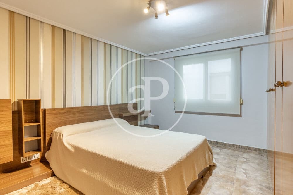 3 bedroom Apartment for sale in Torrent - € 180,000 (Ref: 9860192)