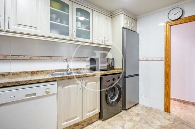 3 quarto Apartamento para venda em Torrent - 180 000 € (Ref: 9860192)