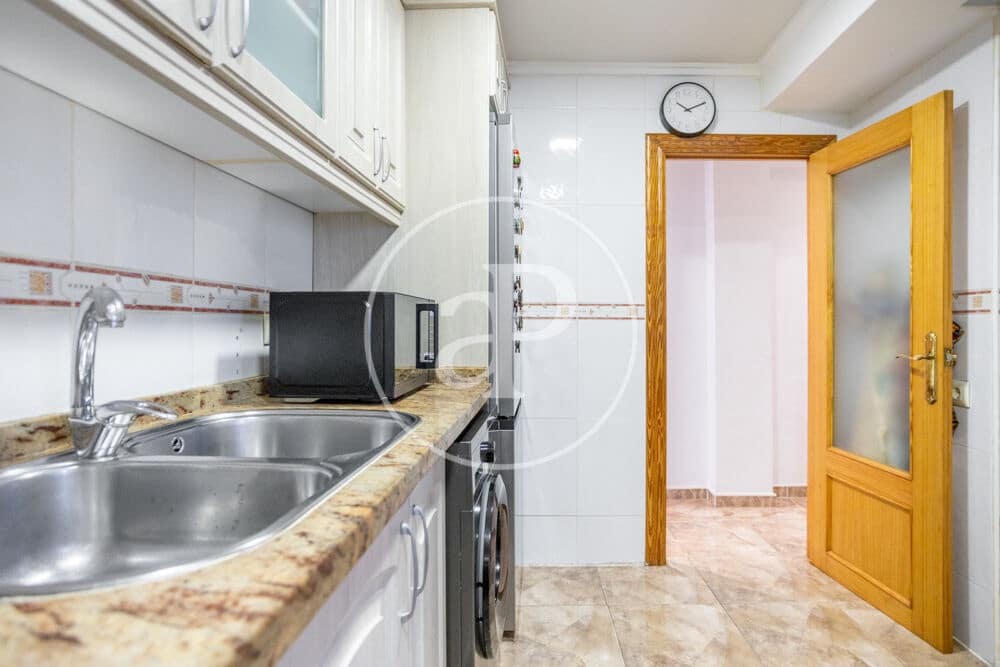 3 bedroom Apartment for sale in Torrent - € 180,000 (Ref: 9860192)