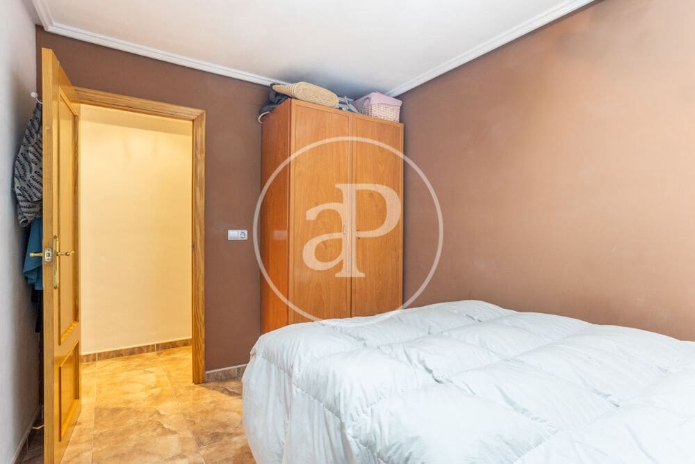 3 bedroom Apartment for sale in Torrent - € 180,000 (Ref: 9860192)