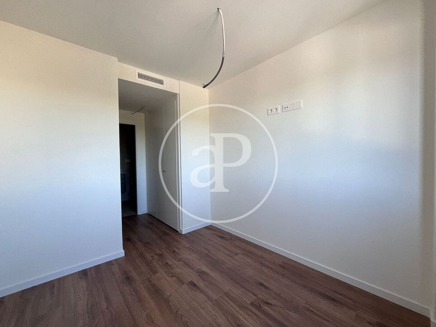 2 bedroom Apartment for sale in Valencia city with pool - € 445,000 (Ref: 9861931)