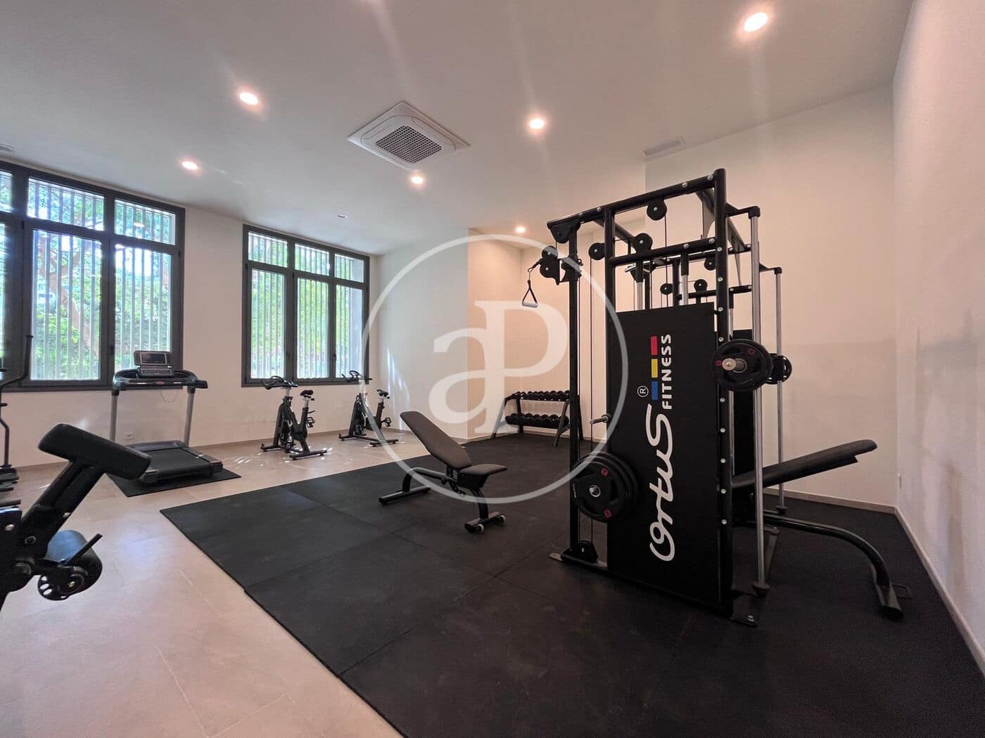 2 bedroom Apartment for sale in Valencia city with pool - € 445,000 (Ref: 9861931)