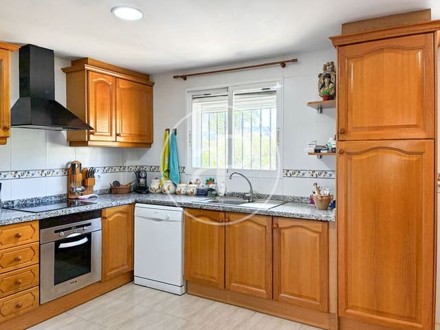 4 sovrum Villa till salu i Alcoy / Alcoi - 190 000 € (Ref: 9861933)
