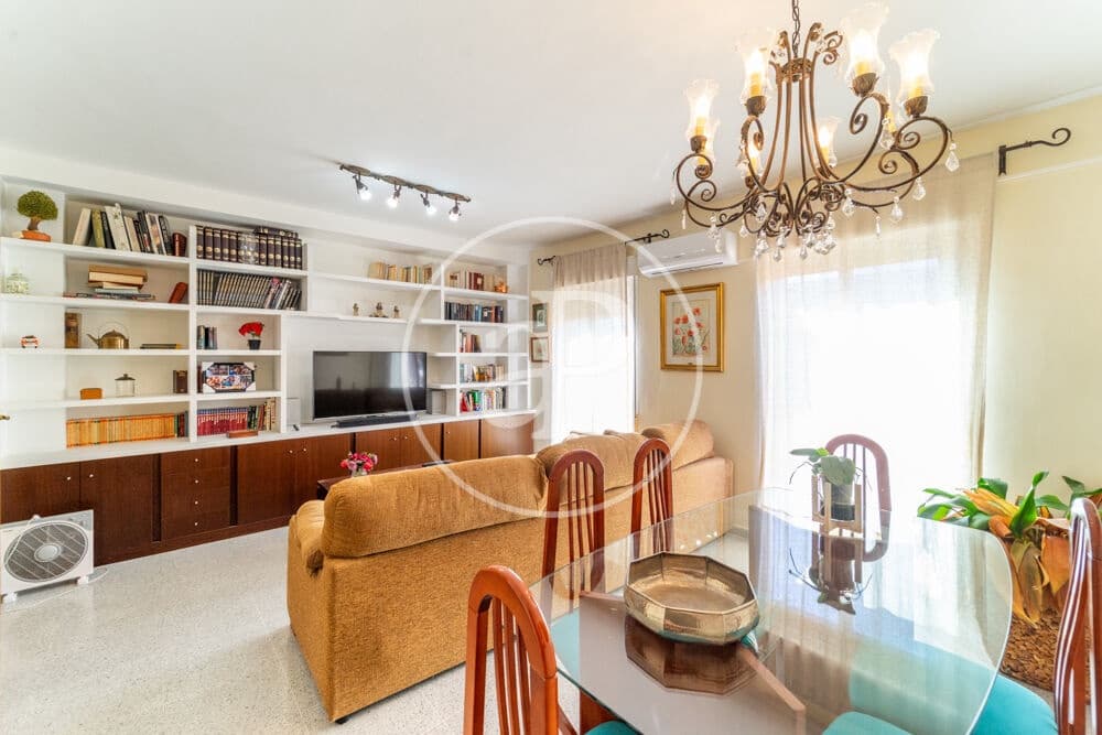 4 bedroom Villa for sale in Alcoy / Alcoi - € 190,000 (Ref: 9861933)