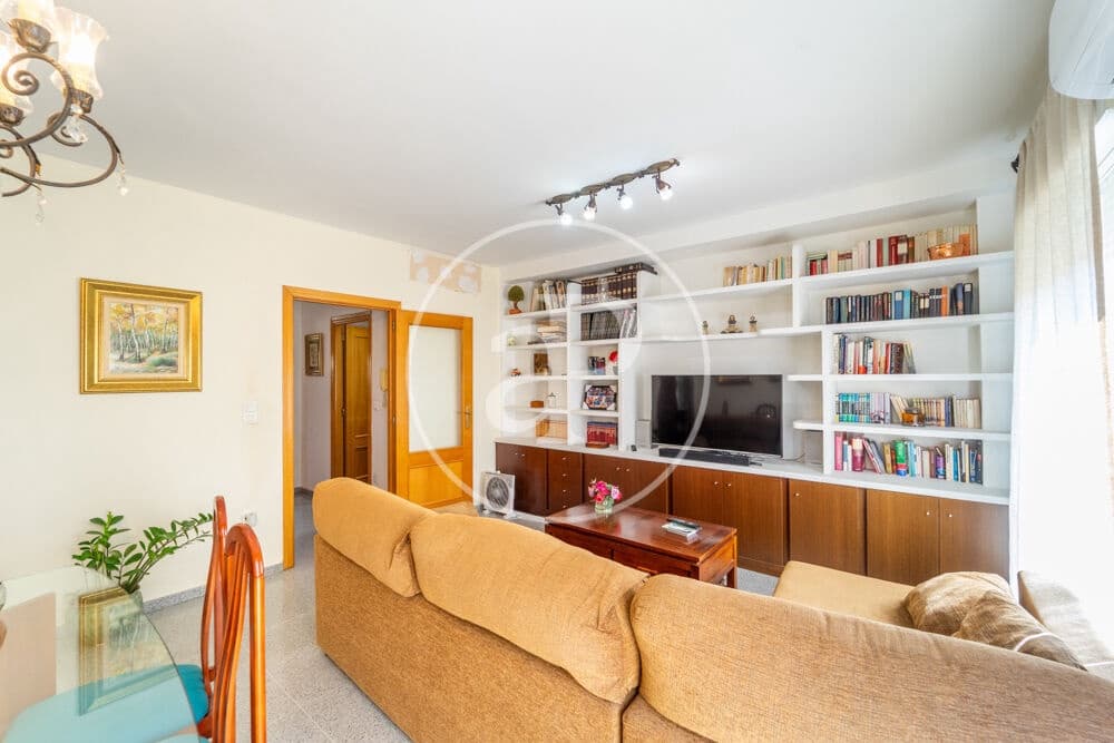 4 bedroom Villa for sale in Alcoy / Alcoi - € 190,000 (Ref: 9861933)