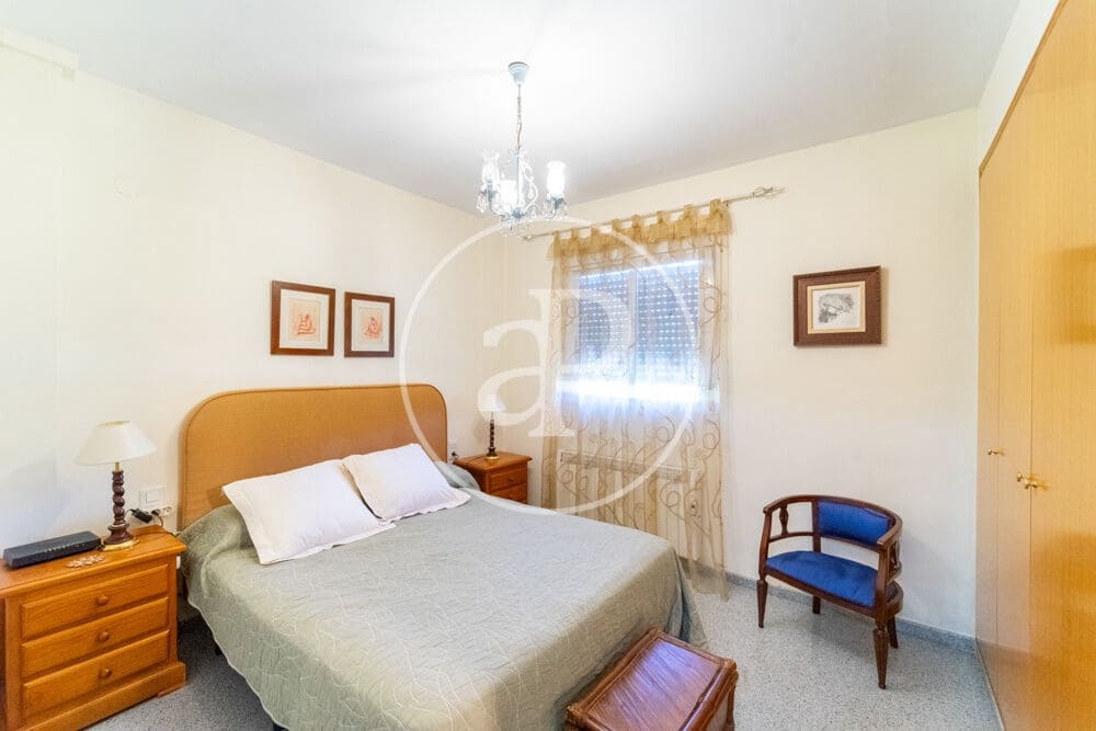 4 bedroom Villa for sale in Alcoy / Alcoi - € 190,000 (Ref: 9861933)