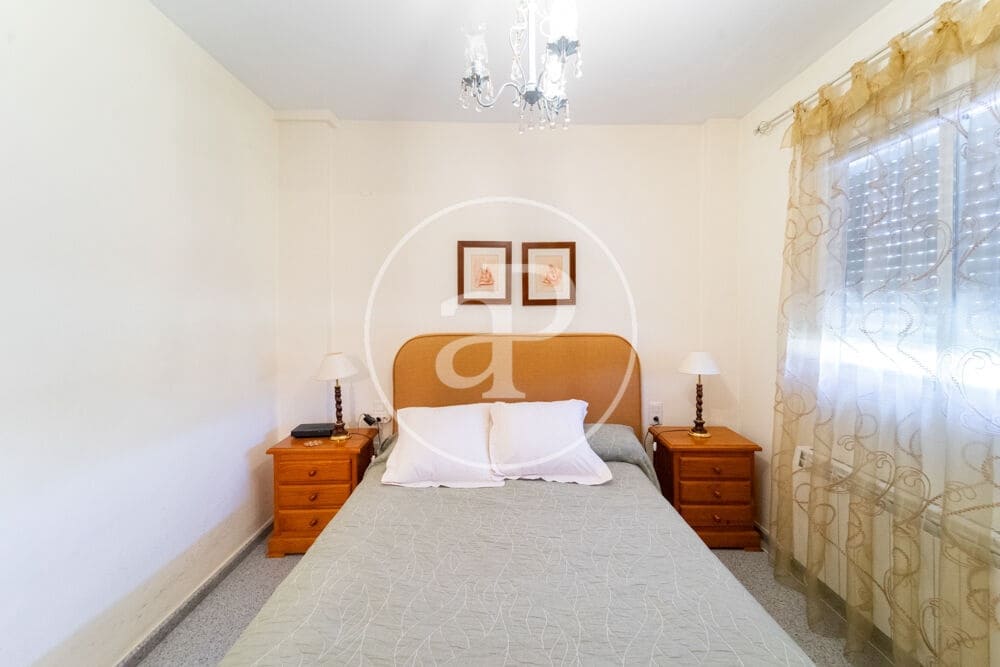 4 bedroom Villa for sale in Alcoy / Alcoi - € 190,000 (Ref: 9861933)
