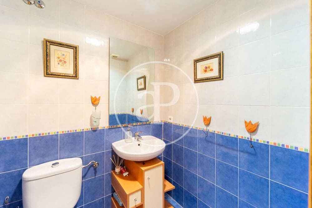 4 bedroom Villa for sale in Alcoy / Alcoi - € 190,000 (Ref: 9861933)