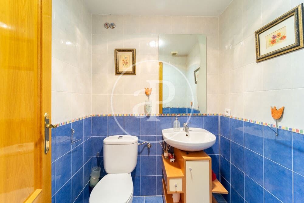 4 bedroom Villa for sale in Alcoy / Alcoi - € 190,000 (Ref: 9861933)