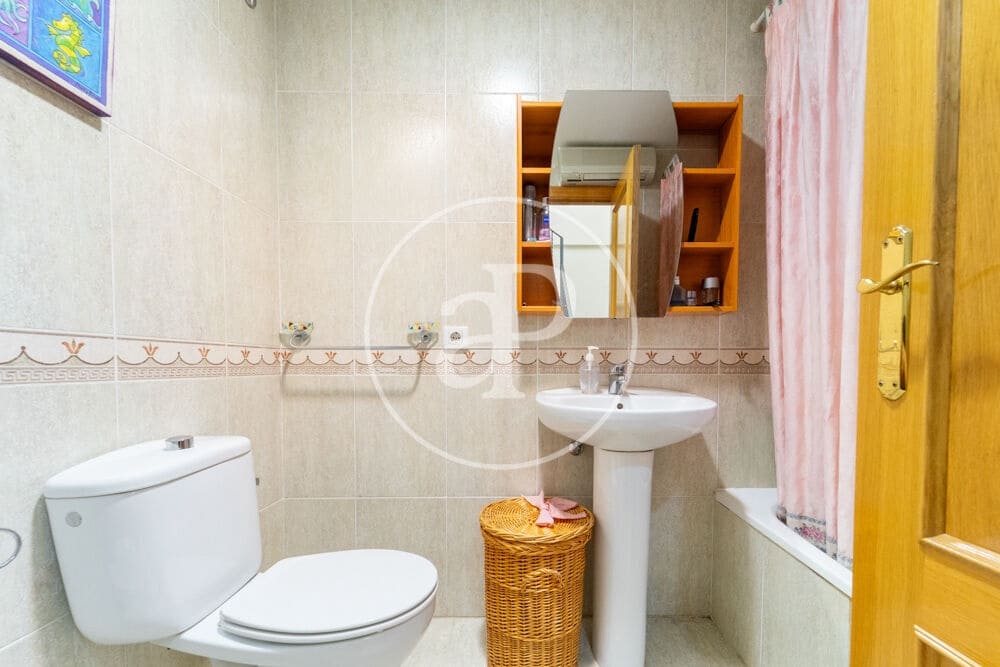 4 bedroom Villa for sale in Alcoy / Alcoi - € 190,000 (Ref: 9861933)