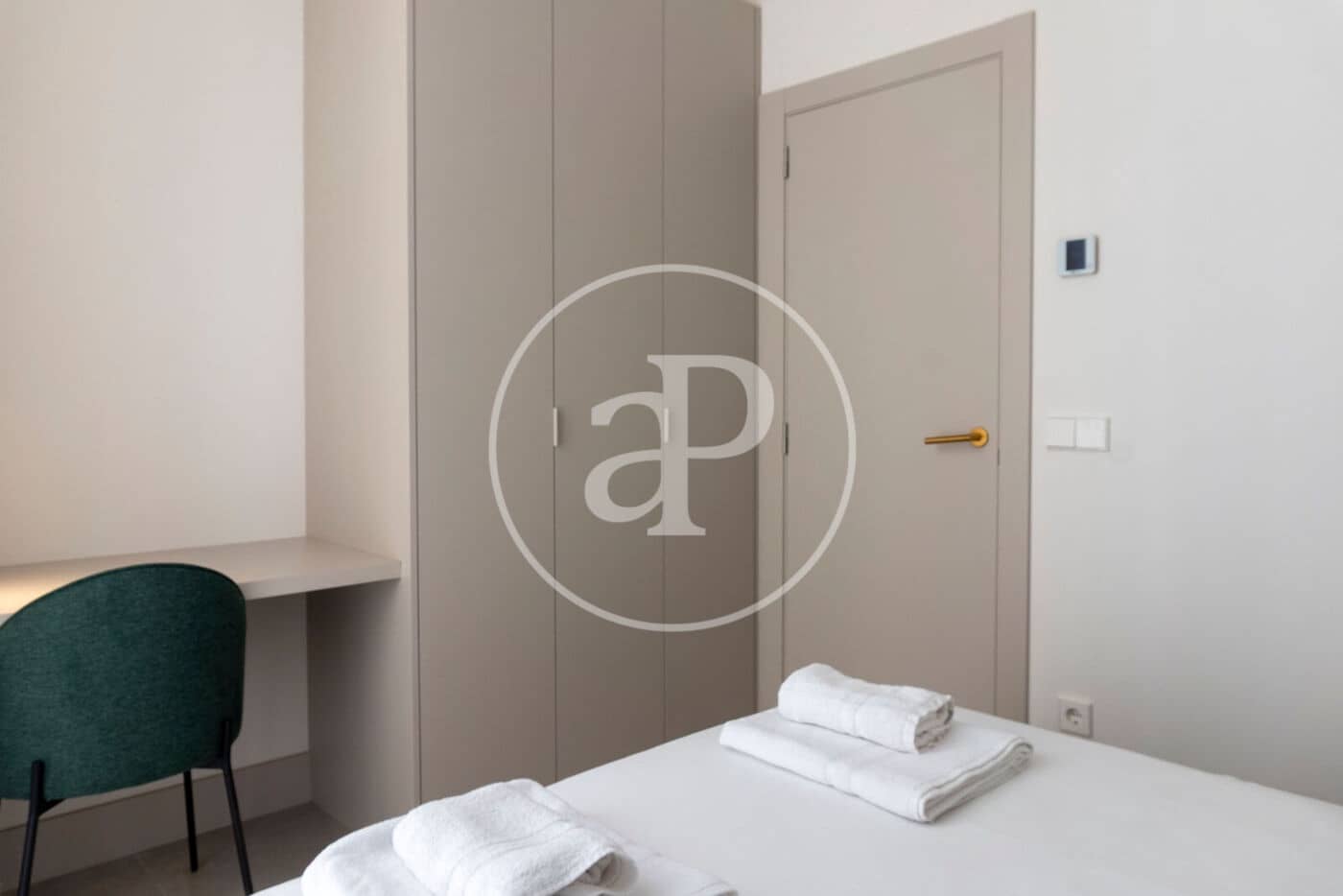 4 bedroom Apartment for rent in Valencia city - € 3,500 (Ref: 9861934)