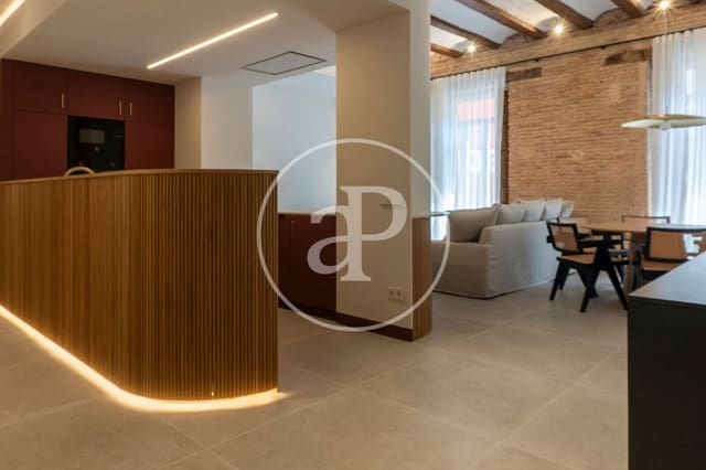 4 bedroom Apartment for rent in Sant Francesc, Valencia city - € 3,500 (Ref: 9861934)