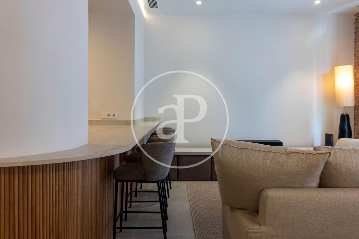 4 bedroom Apartment for rent in Valencia city - € 3,500 (Ref: 9861934)