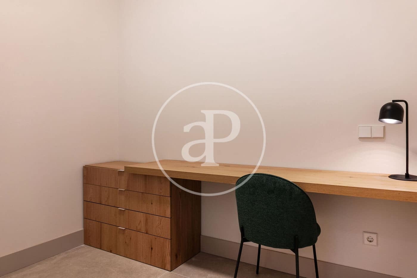 4 bedroom Apartment for rent in Valencia city - € 3,500 (Ref: 9861934)
